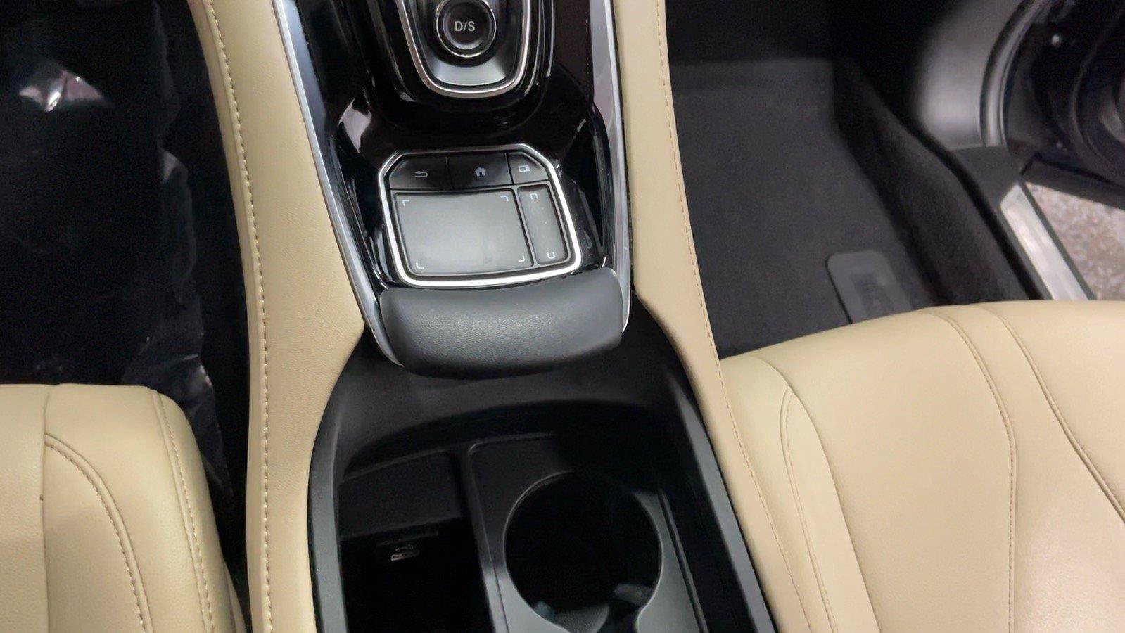 Used 2024 Acura RDX SH-AWD image 39