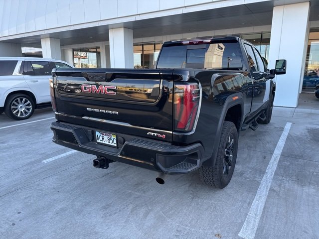 Used 2024 GMC Sierra 2500 AT4 w/ Technology Package image 9