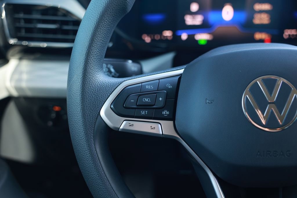 Used 2022 Volkswagen Taos S image 21