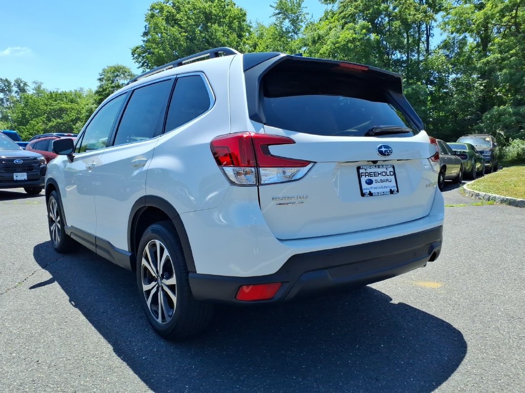 Used 2024 Subaru Forester Limited AWD/4WD image 24