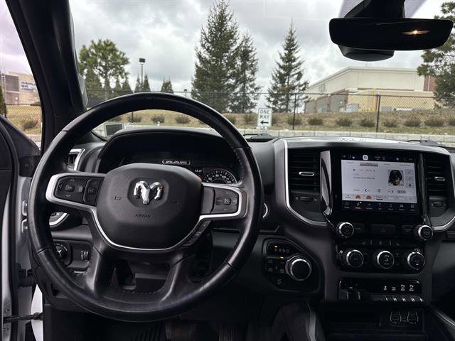 Used 2022 RAM 1500 Big Horn AWD/4WD image 9