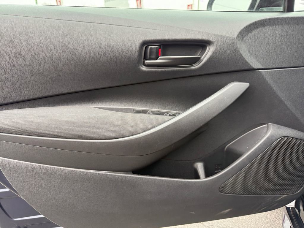 Certified 2024 Toyota Corolla LE image 27