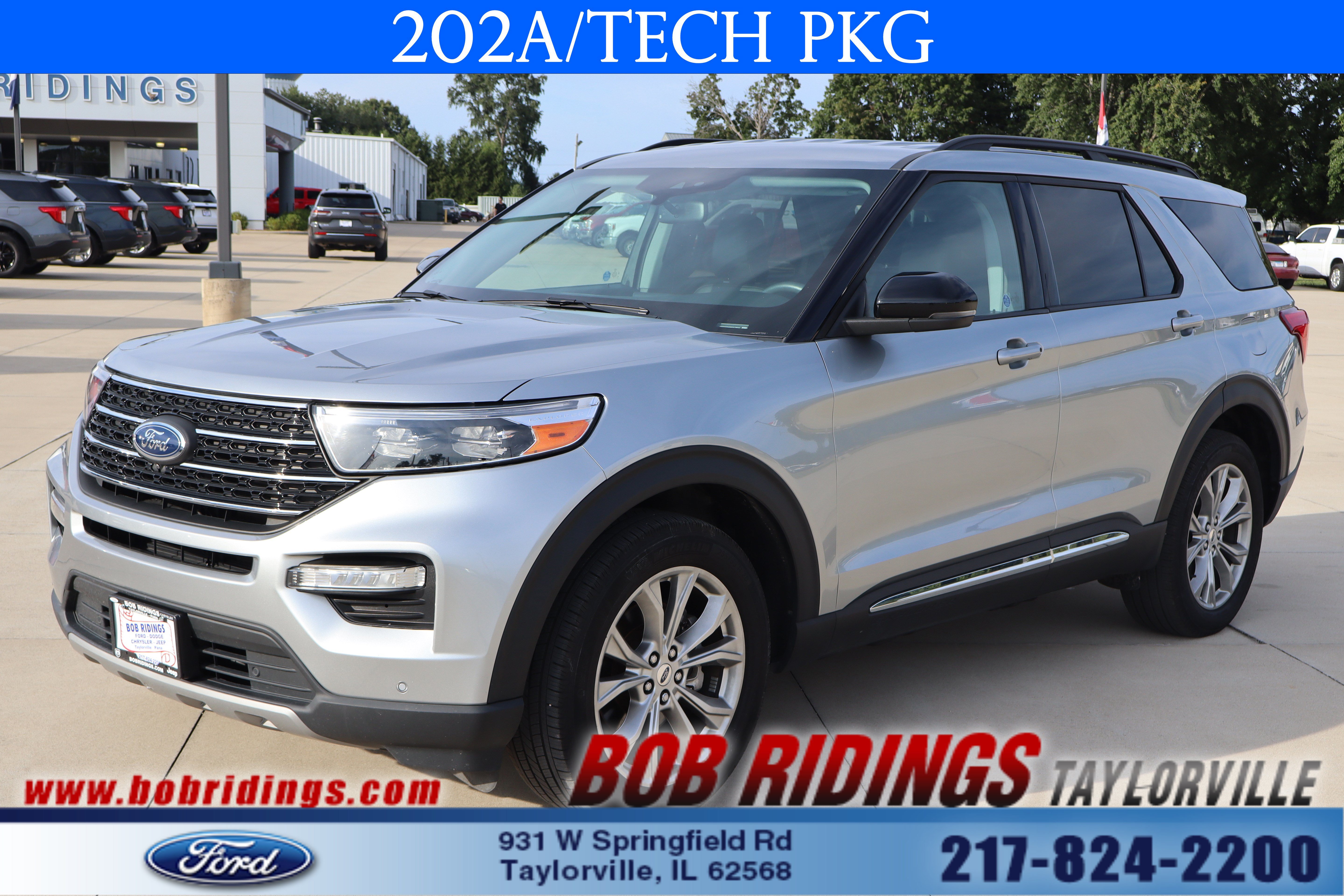 Used 2024 Ford Explorer XLT w/ Equipment Group 202A AWD/4WD image 1