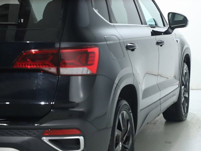 Used 2024 Volkswagen Taos SE image 46