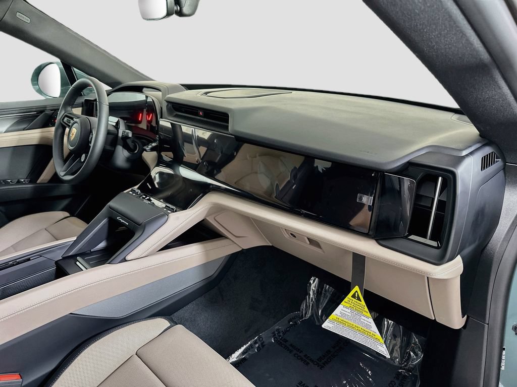 New 2026 Porsche Cayenne Electric AWD/4WD image 31