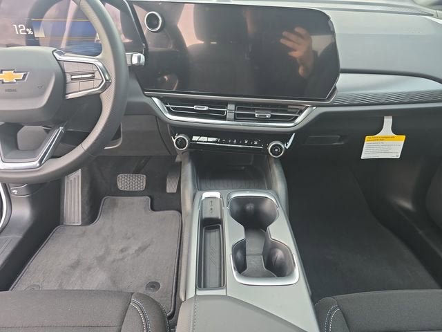 New 2026 Chevrolet Equinox EV LT FWD image 11