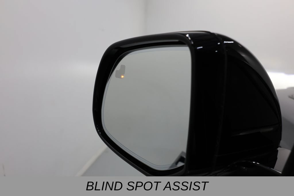 Used 2025 Land Rover Range Rover Sport Dynamic SE AWD/4WD image 27