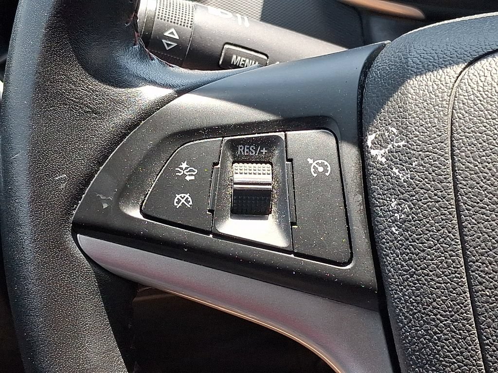 Used 2020 Chevrolet Sonic LT w/ Convenience Package FWD image 24