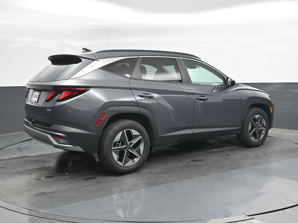 Used 2025 Hyundai Tucson SEL AWD/4WD image 3