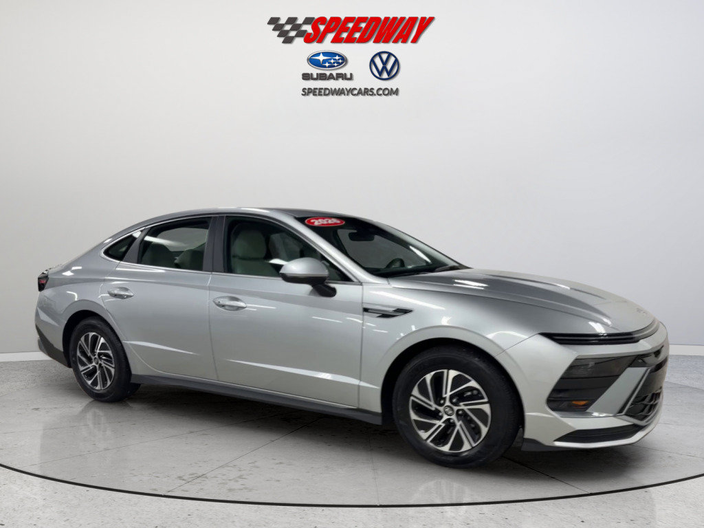 Used 2026 Hyundai Sonata Blue FWD image 3