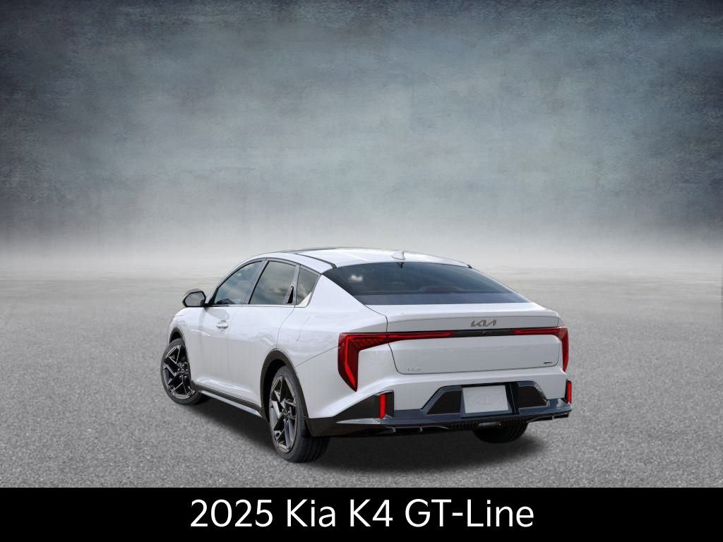 New 2025 Kia K4 GT-Line image 4