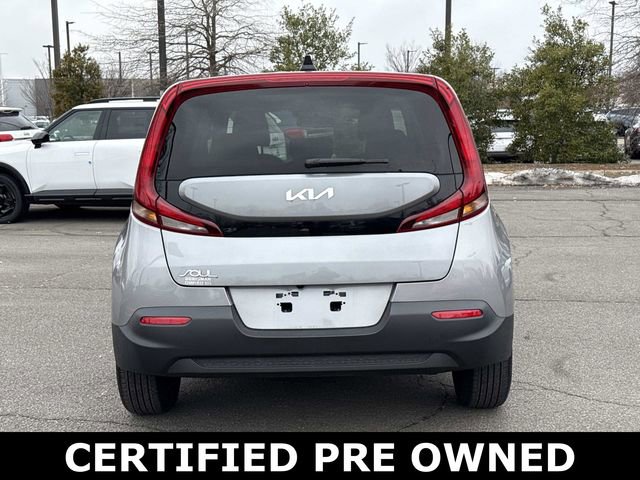 Certified 2022 Kia Soul LX image 3