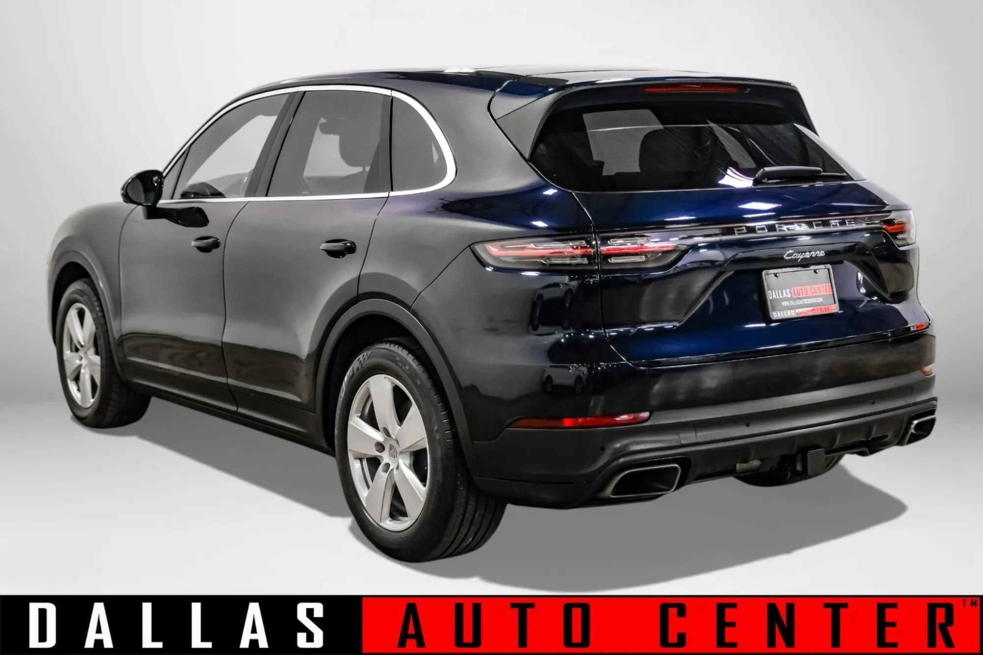 Used 2019 Porsche Cayenne AWD/4WD image 6