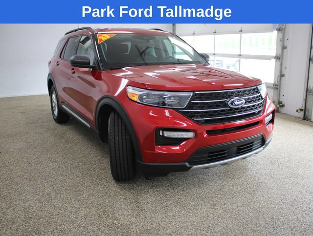 Used 2023 Ford Explorer XLT w/ Equipment Group 202A AWD/4WD image 8