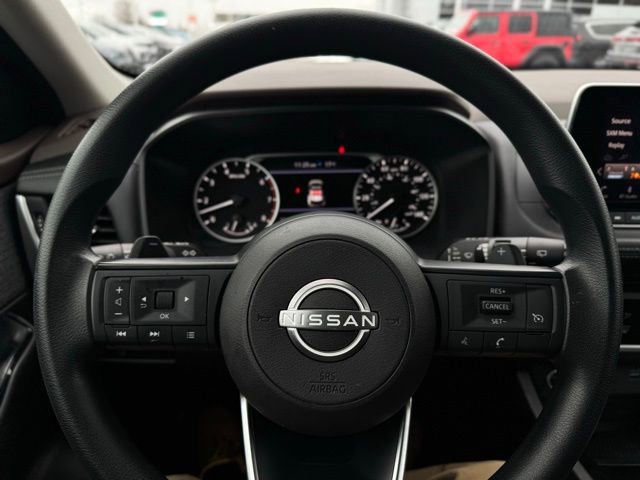 Used 2023 Nissan Rogue S image 20