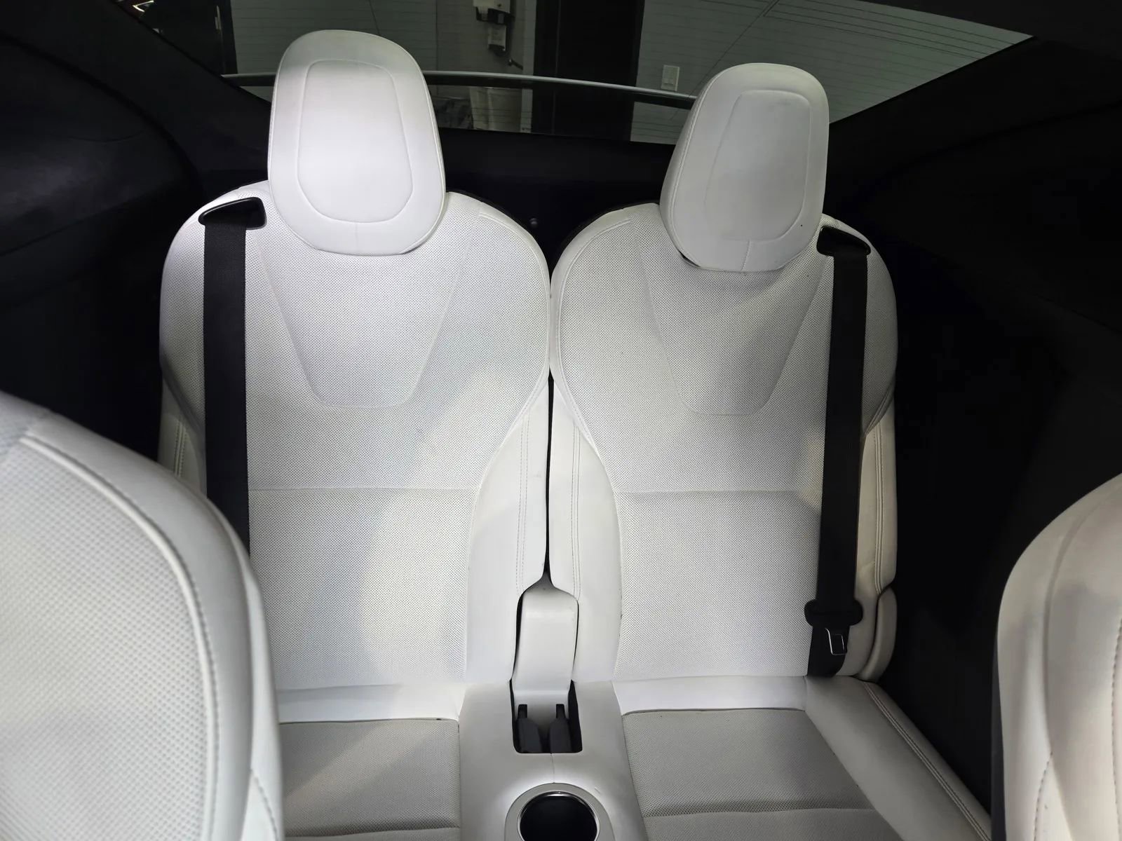 Used 2023 Tesla Model X Plaid image 9