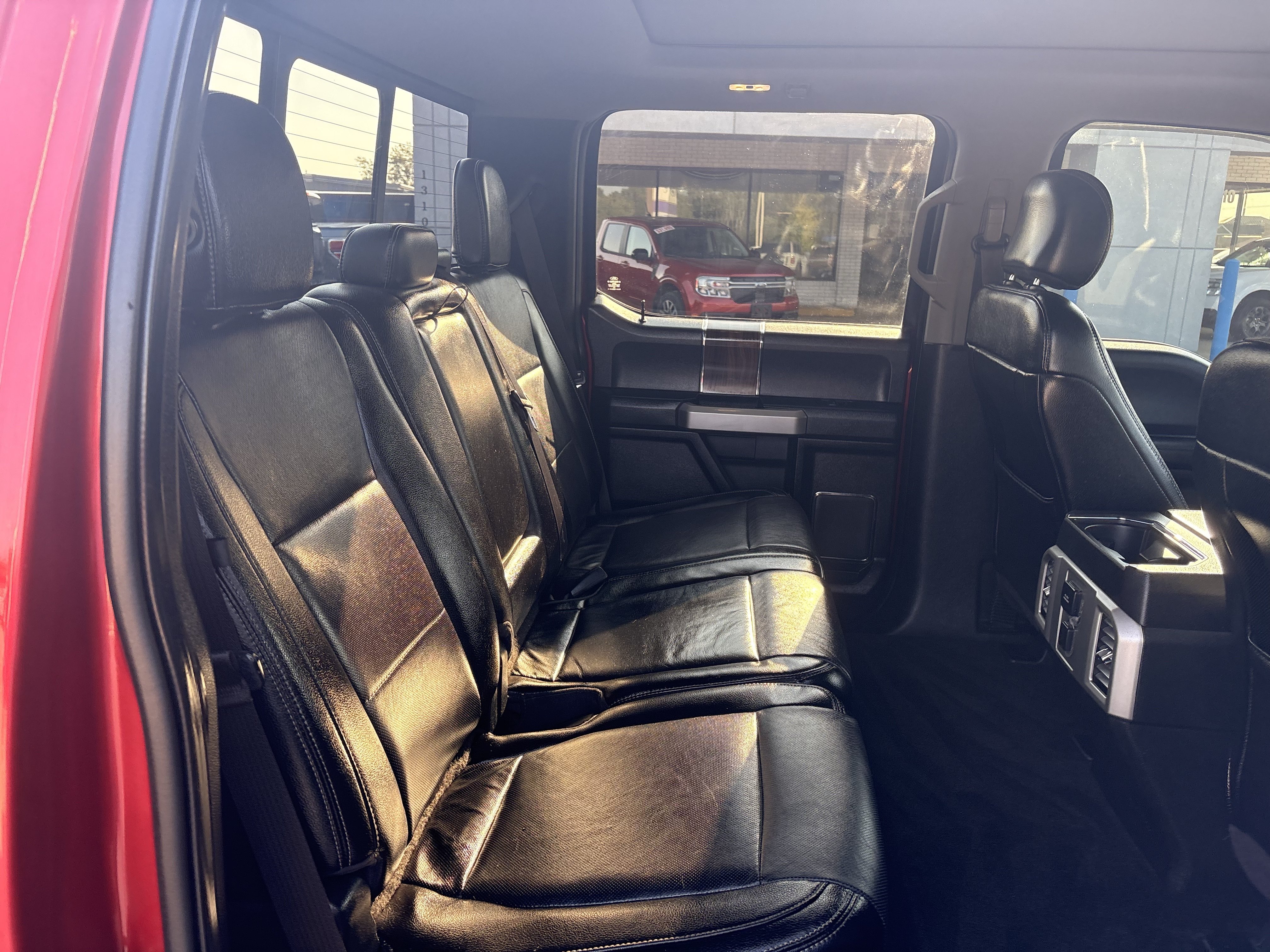 Used 2015 Ford F150 Lariat w/ Equipment Group 501A Mid AWD/4WD image 7