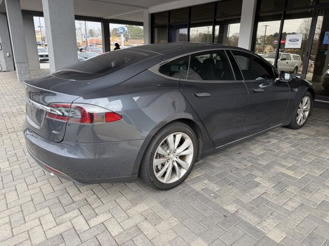 Used 2015 Tesla Model S 90D image 4
