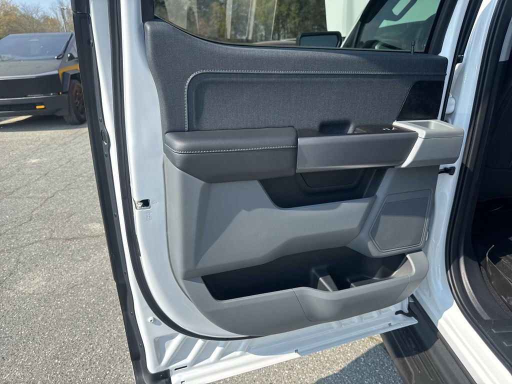 Used 2023 Ford F150 Lightning XLT w/ Tow Technology Package image 27