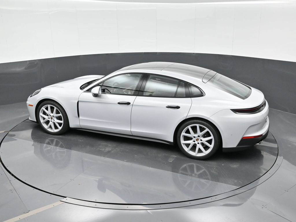 Certified 2025 Porsche Panamera RWD image 27