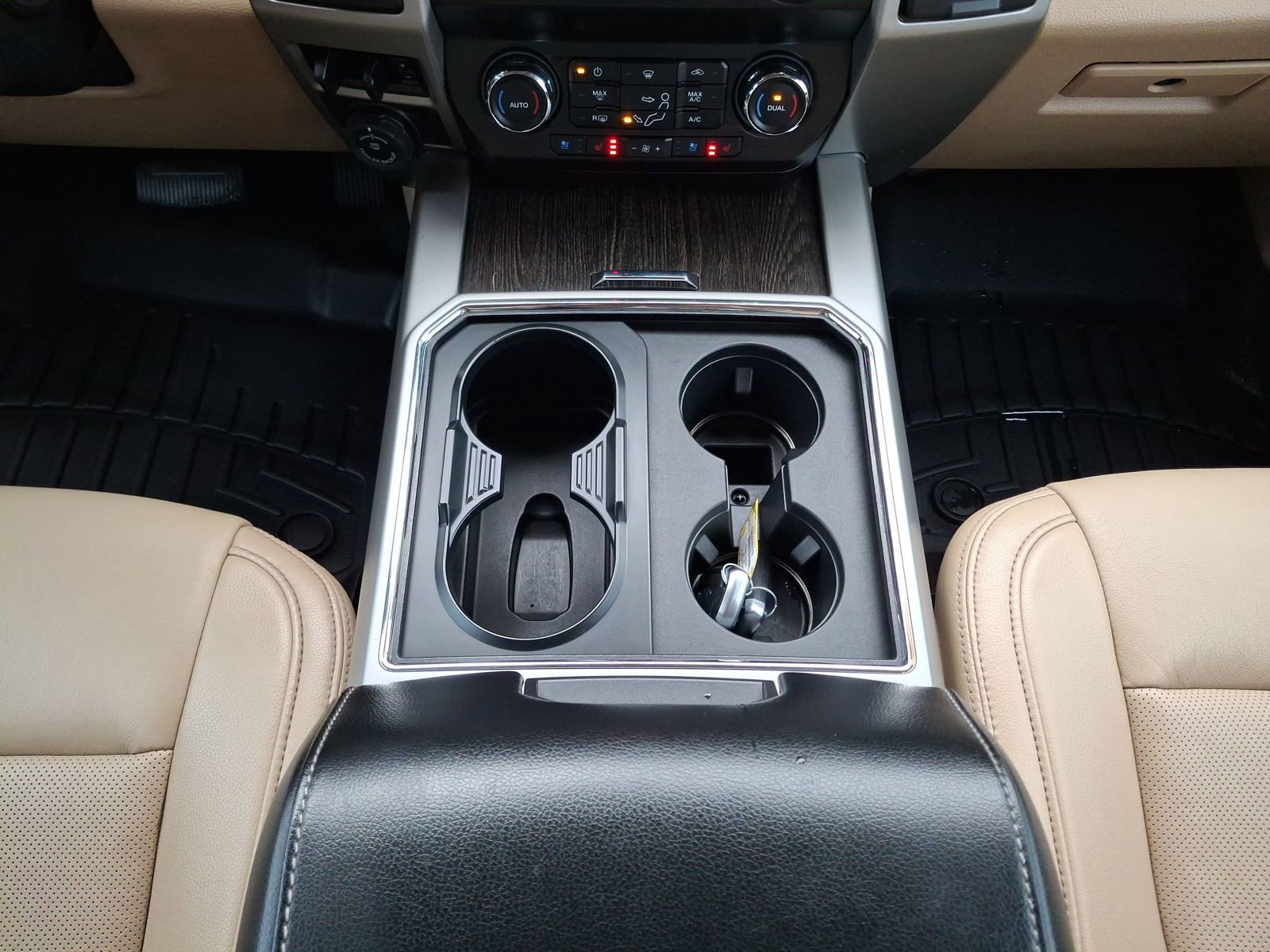 Used 2021 Ford F450 Lariat w/ Lariat Ultimate Package image 25