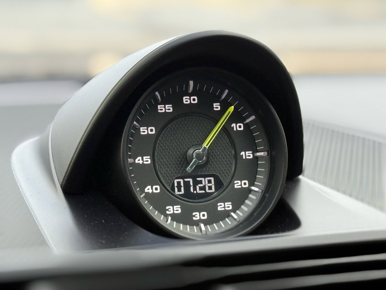 Used 2019 Porsche Panamera 4 image 24