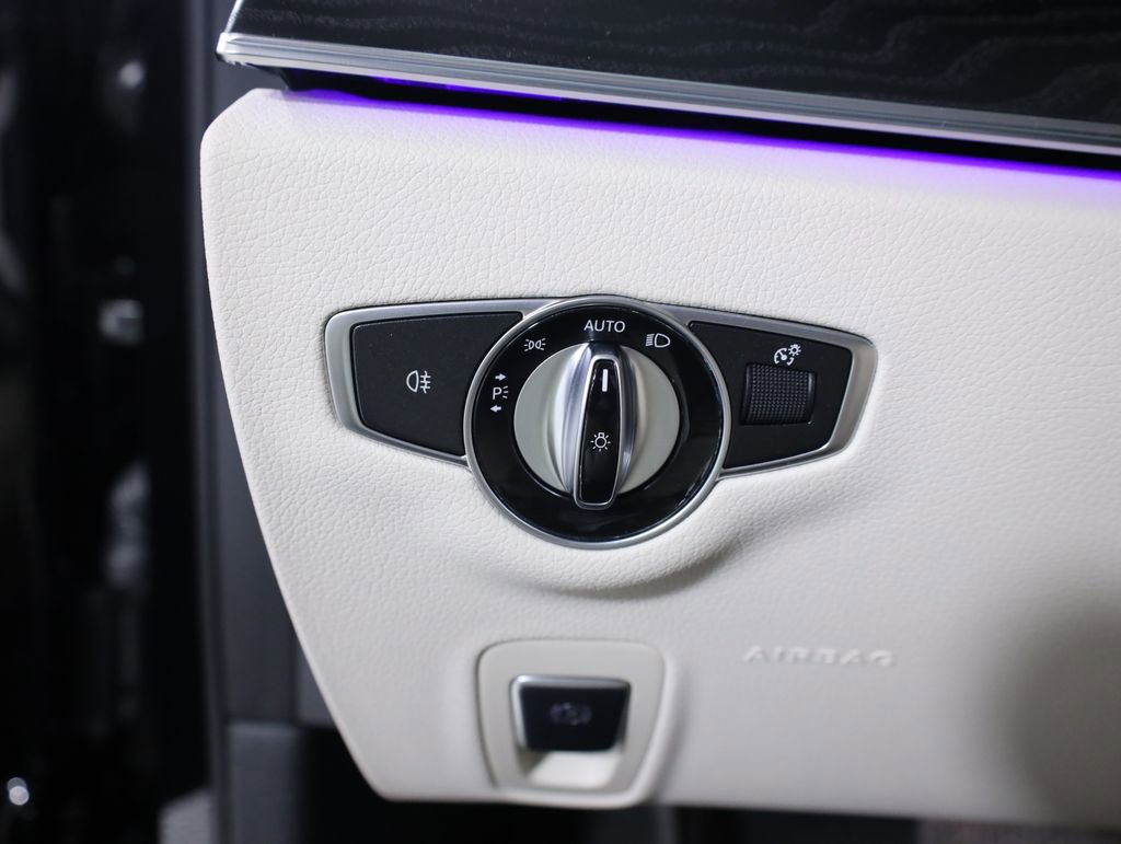 Certified 2022 Mercedes-Benz E 350 4MATIC Sedan image 11