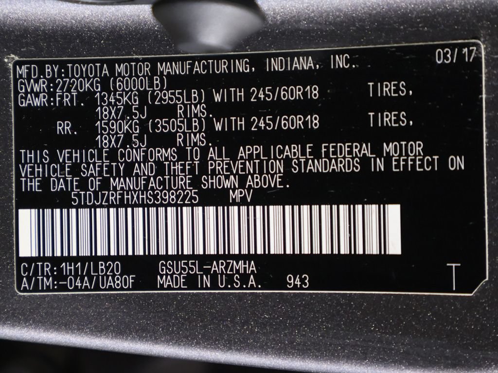 Used 2017 Toyota Highlander XLE w/ Carpet Mat Package AWD/4WD image 45