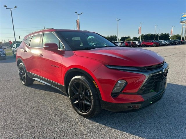 Certified 2023 Chevrolet Blazer RS w/ Driver Confidence II Package image 8