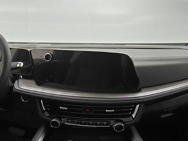 New 2026 Chevrolet Suburban LT w/ Comfort Package AWD/4WD image 31