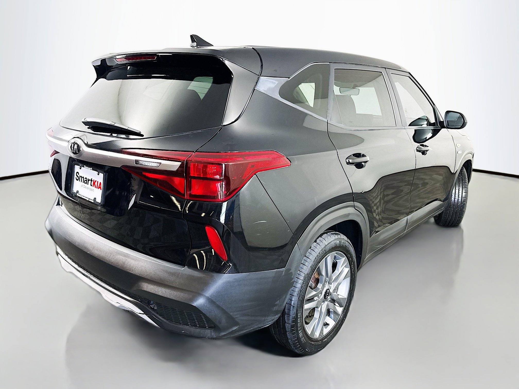 Used 2021 Kia Seltos LX image 7