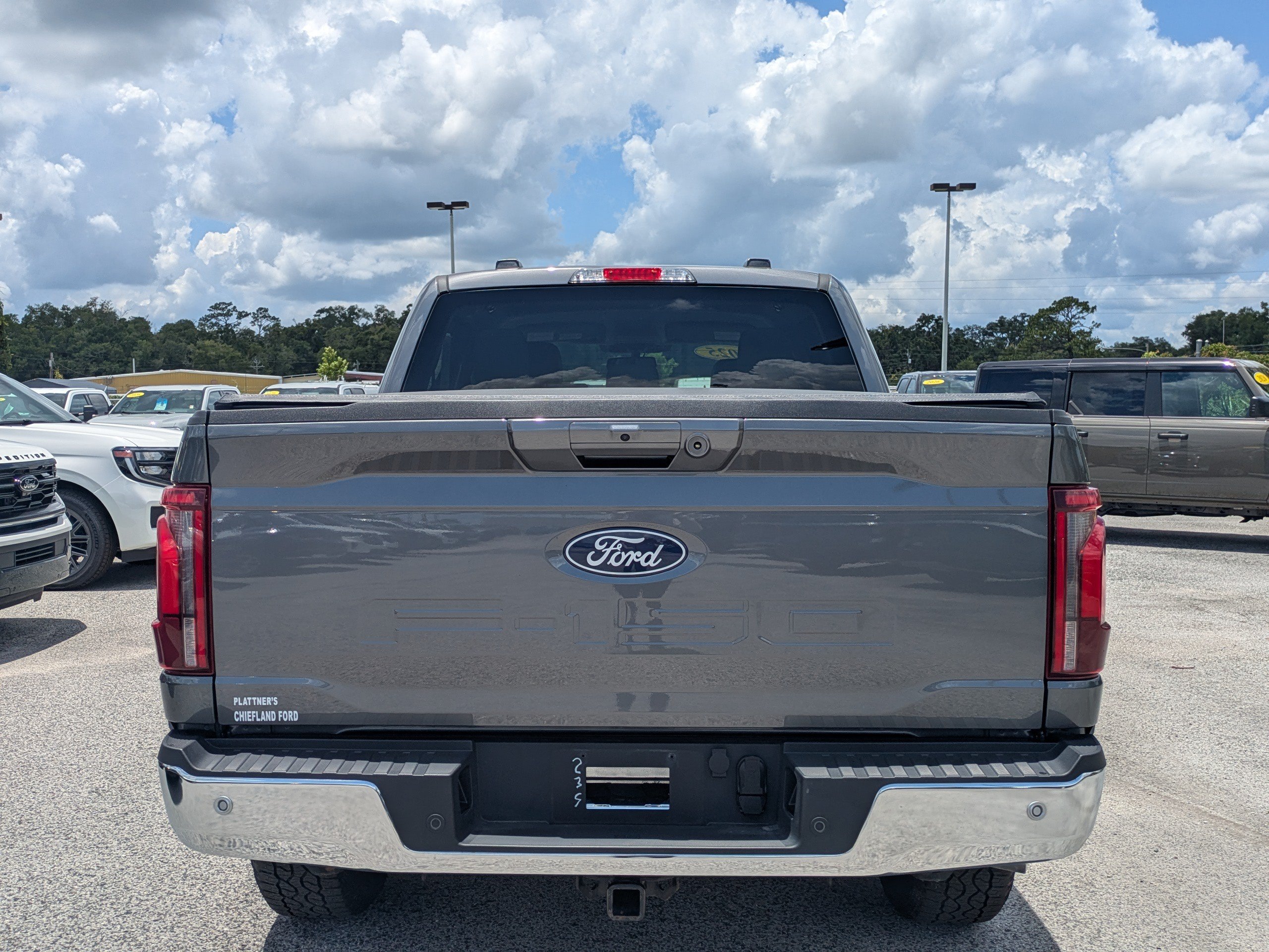 Used 2025 Ford F150 Lariat AWD/4WD image 5