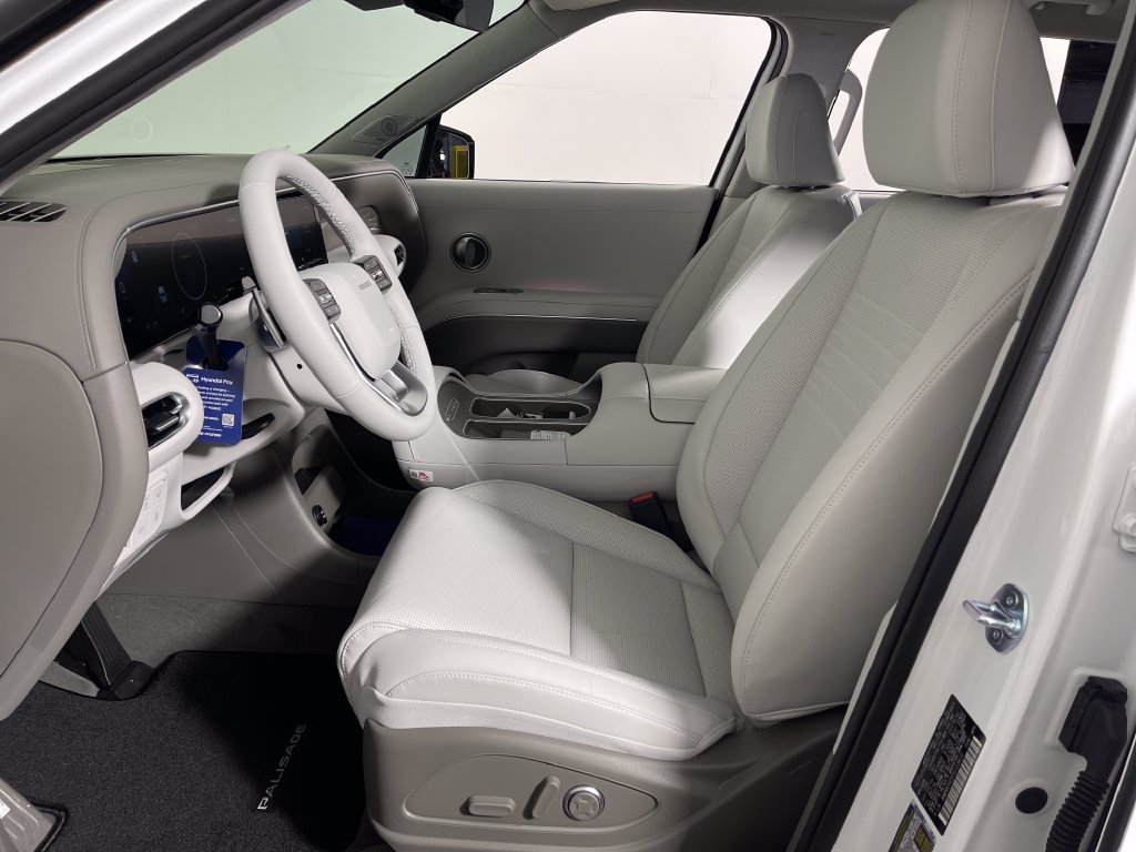 New 2026 Hyundai Palisade Limited FWD image 12