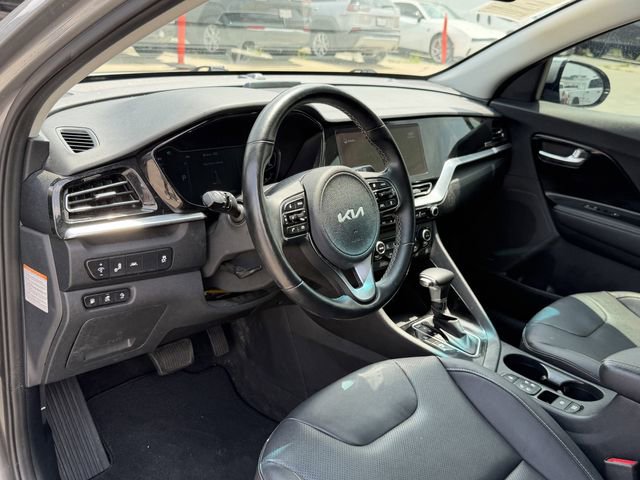 Used 2022 Kia Niro EX Premium FWD image 15