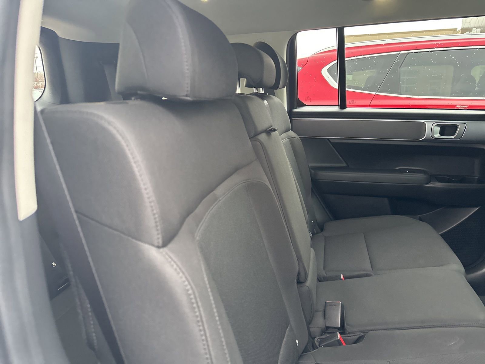 Used 2025 Hyundai Santa Fe SE image 32