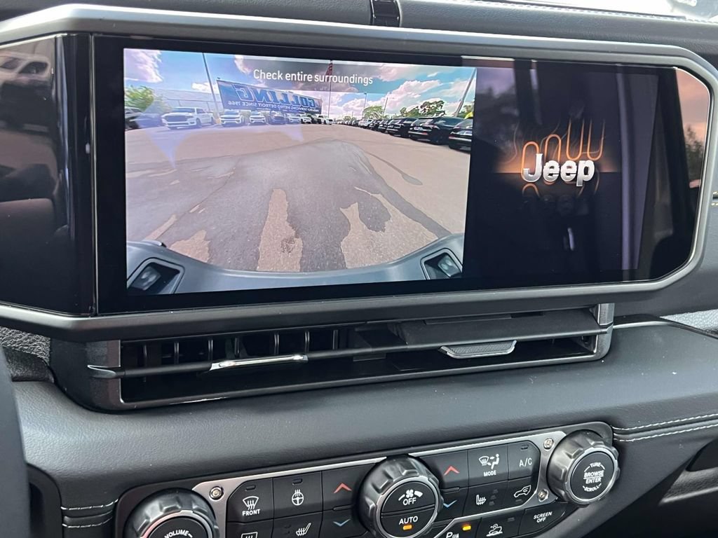 New 2026 Jeep Gladiator Sport AWD/4WD image 21