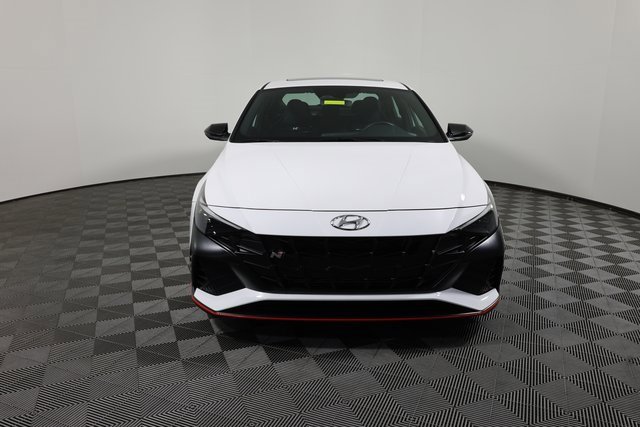 Used 2023 Hyundai Elantra N image 2
