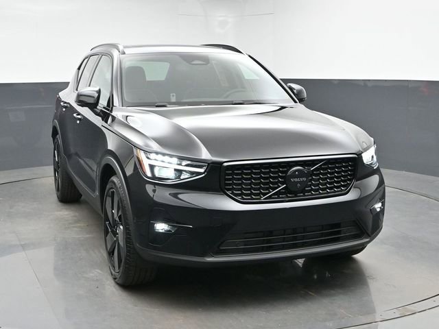 New 2026 Volvo XC40 B5 Ultra w/ Protection Package Premier AWD/4WD image 2