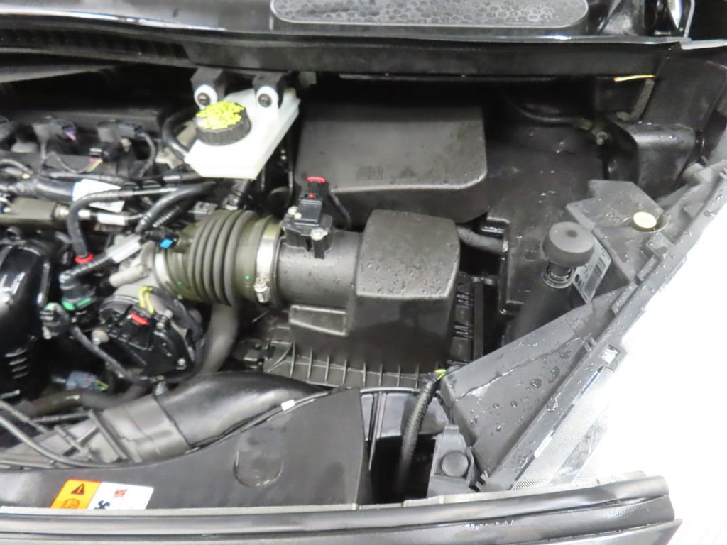 Used 2018 Ford Transit Connect XLT image 24