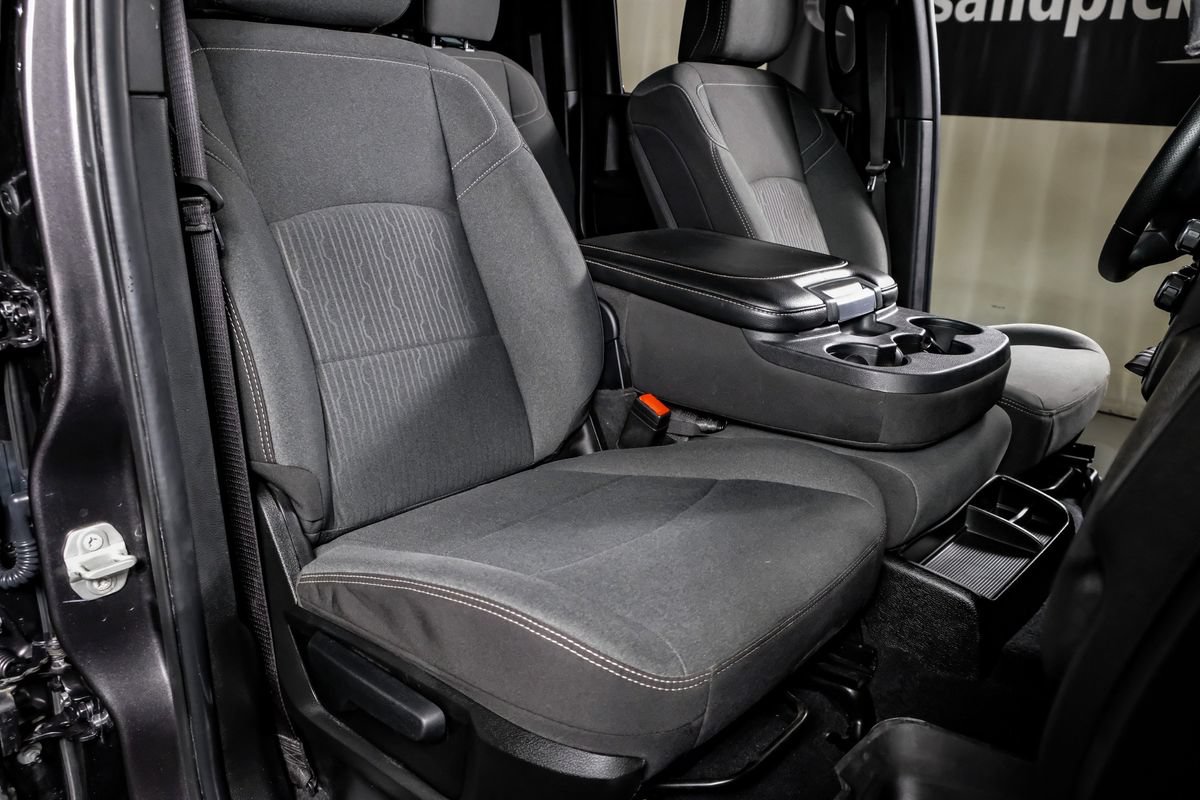 Used 2024 RAM 3500 Tradesman w/ Chrome Appearance Group AWD/4WD image 30