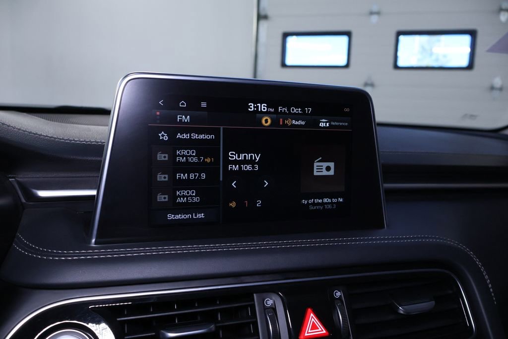 Used 2020 Genesis G70 2.0T w/ Elite Package image 32