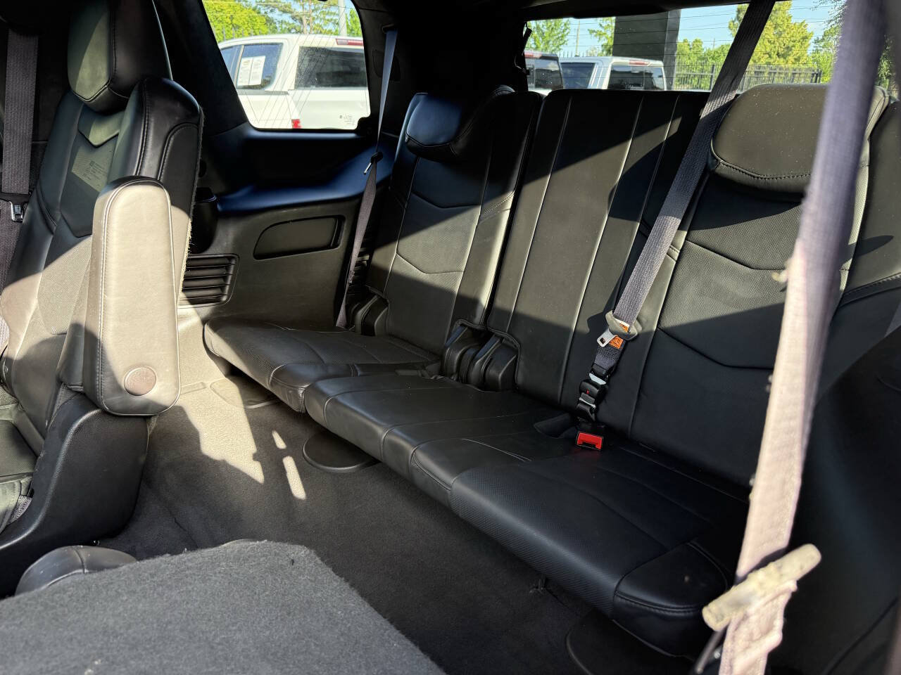 Used 2017 Cadillac Escalade Platinum AWD/4WD image 14
