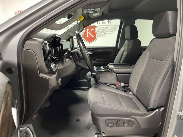 Used 2024 Chevrolet Silverado 1500 RST image 11