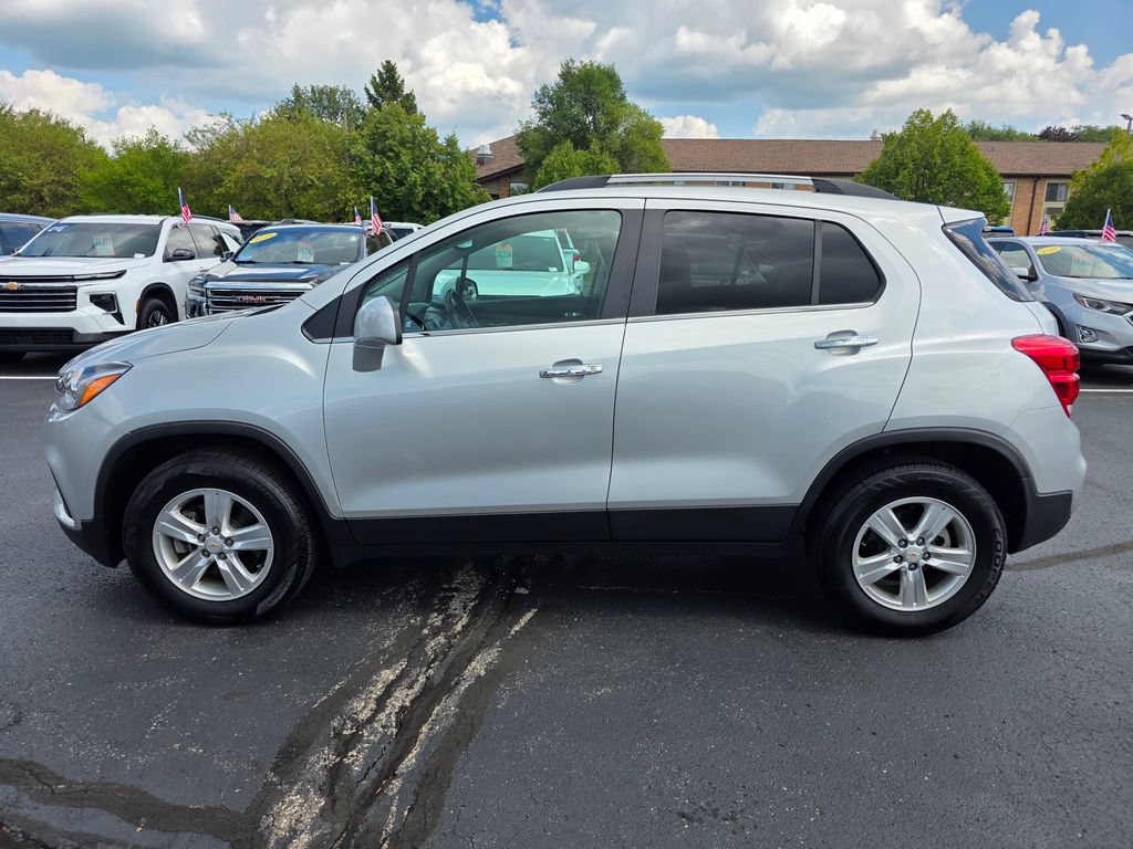 Certified 2018 Chevrolet Trax LT w/ LT Convenience Package AWD/4WD image 4