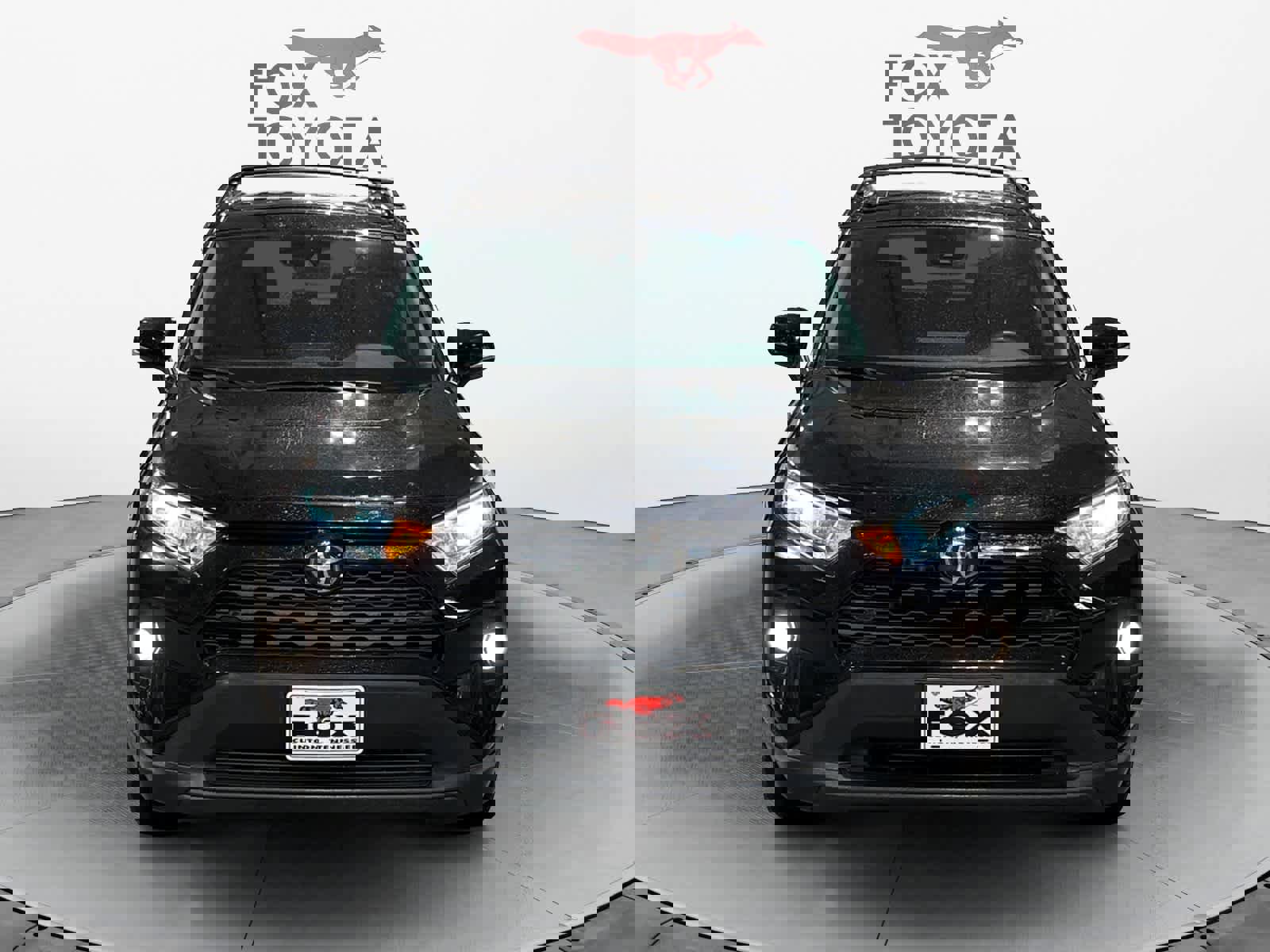 Used 2019 Toyota RAV4 XLE w/ Convenience Package image 9