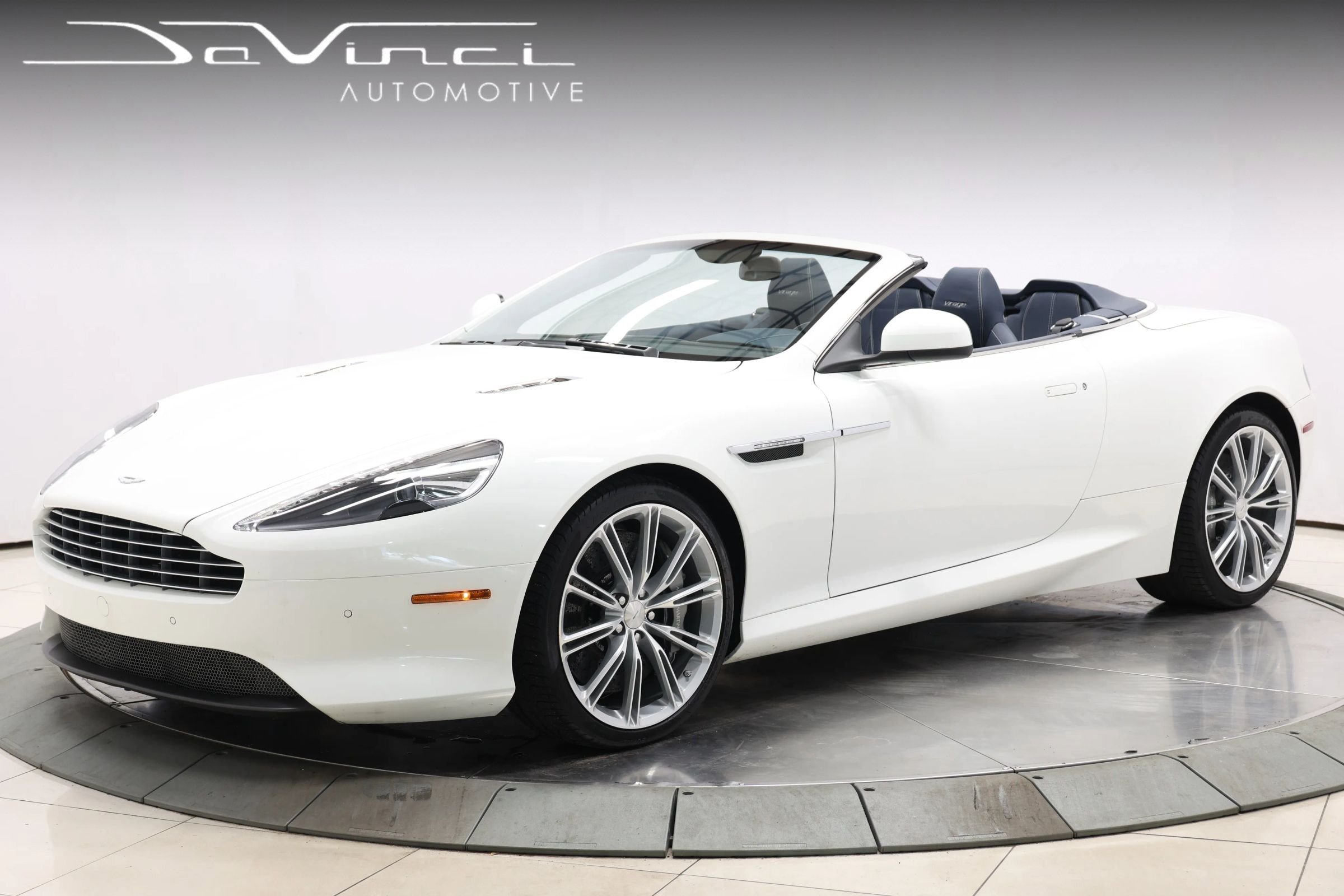 Used 2012 Aston Martin Virage Volante RWD image 1
