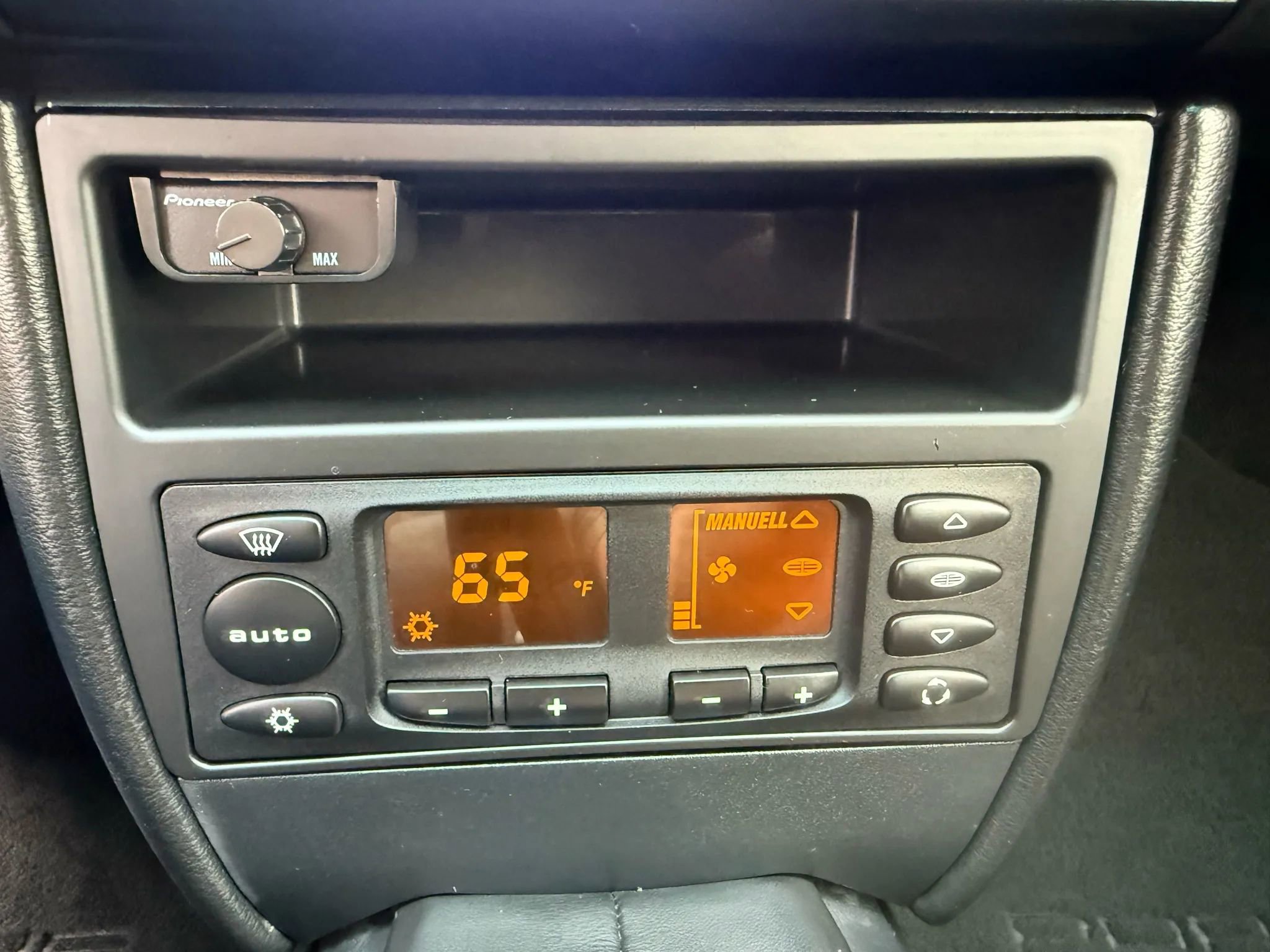 Used 2002 Porsche 911 GT3 RS image 35