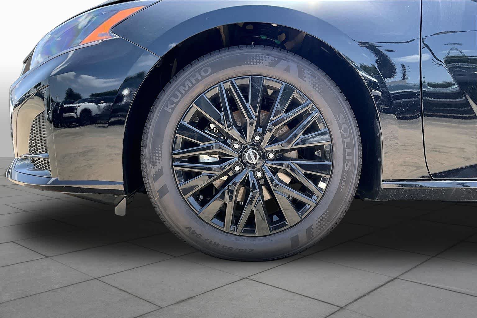New 2026 Nissan Altima 2.5 SV w/ SV Special Edition Package FWD image 9