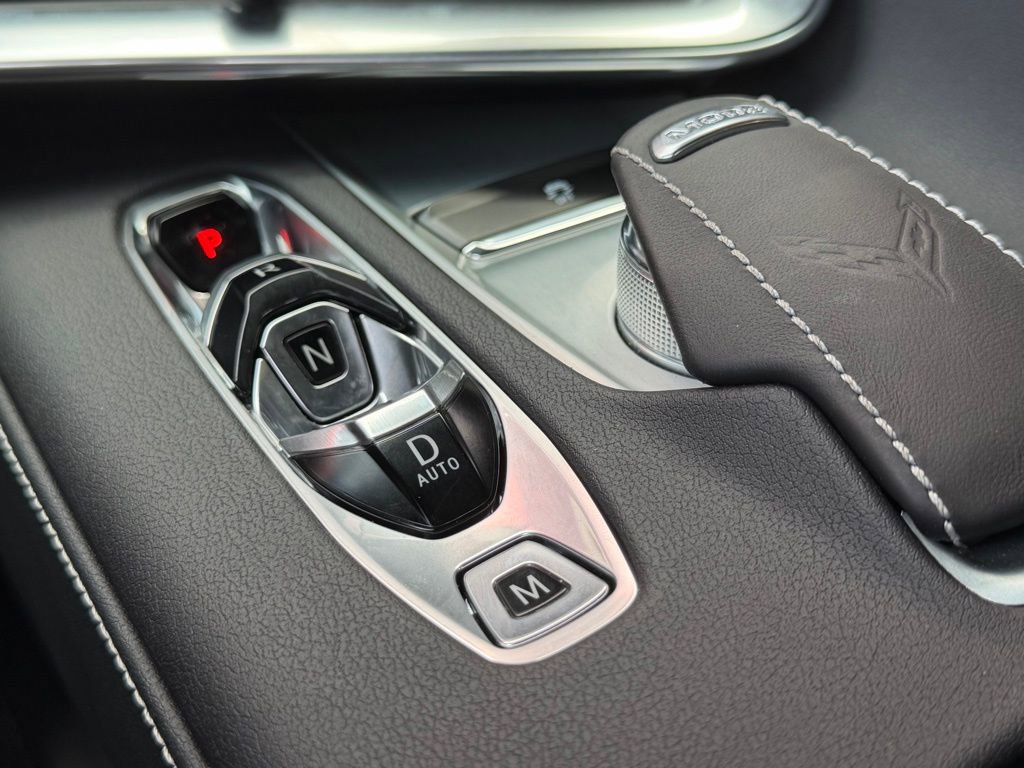 Used 2023 Chevrolet Corvette Z06 RWD image 28