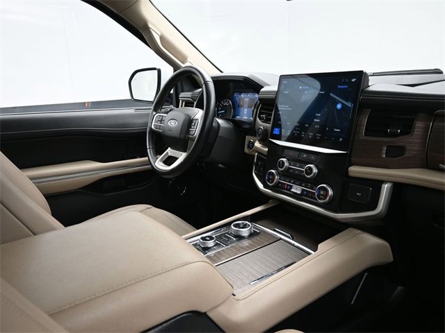 Used 2023 Ford Expedition Max Limited image 20